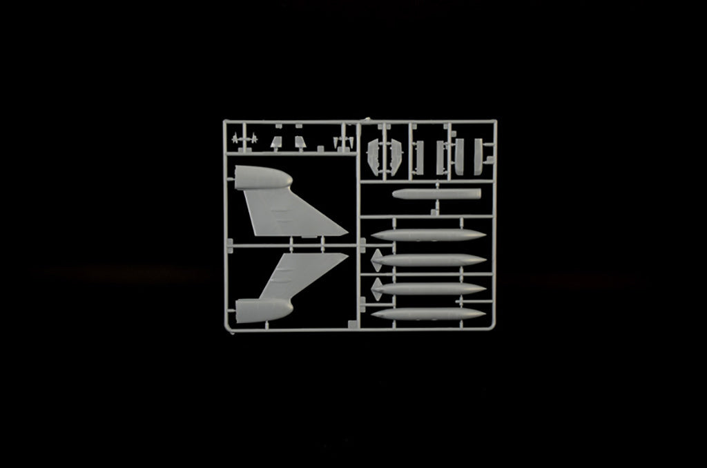 Italeri 1:72 EF-111 A Raven 1235 Plastic Model Kit - 1235_ (5)