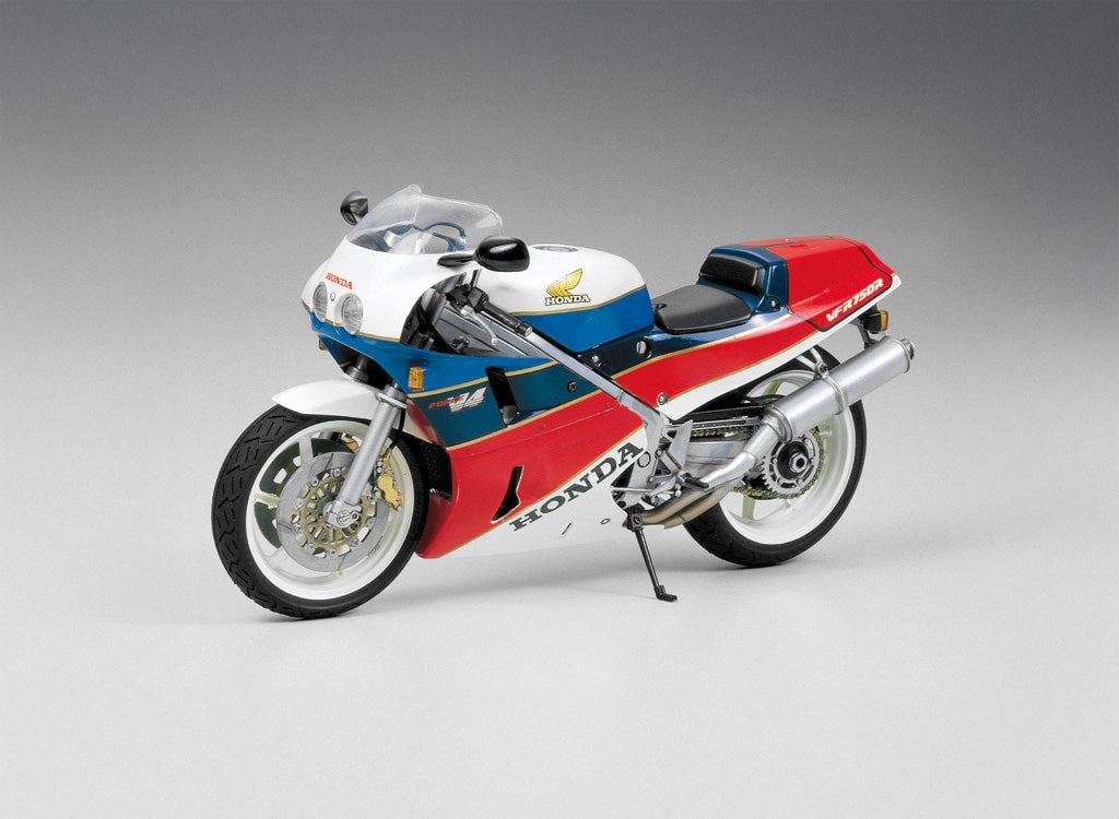 Tamiya 1:12 Honda VFR750R Plastic Model Kit - 14057_01