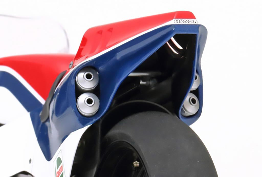 Tamiya 1:12 Honda NSR500'84 Plastic Model Kit - 14121_6