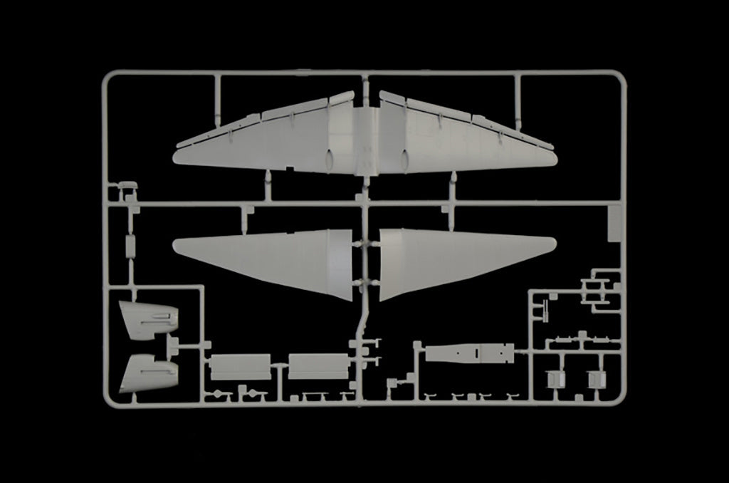 Italeri 1:72 JU-87 G-2 Kanonenvogel - 1466_ (2)