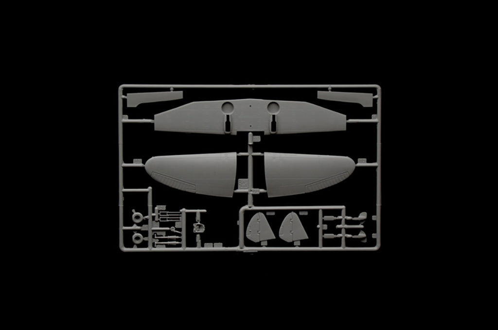 Italeri 1:72 Reggiane Re.2002 Ariete Plastic Model Kit - 1472_(9)