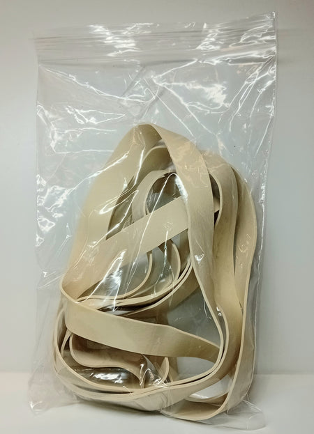 white rubber bands used as wing bands