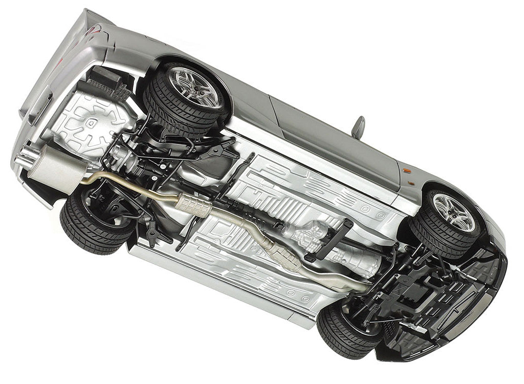 Tamiya 1:24 Nissan Skyline GT-R V-Spec - 24145_04