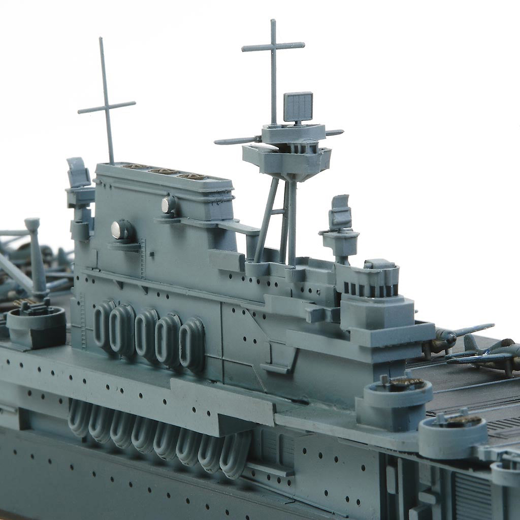 Tamiya 31712 U.S. Aircraft Carrier Yorktown 1:700