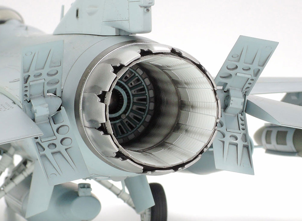 Tamiya 1/32 F-16CJ (Block 50) Fighting Falcon - 60315_05