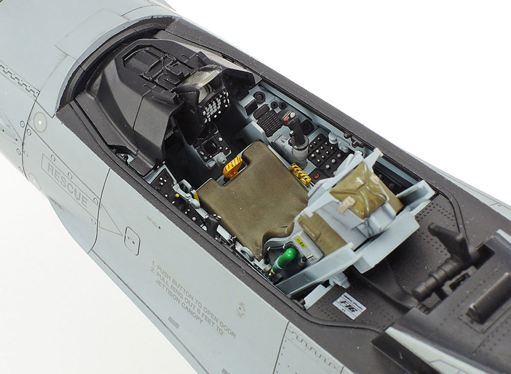 Tamiya 1/32 F-16CJ (Block 50) Fighting Falcon - 60315_08