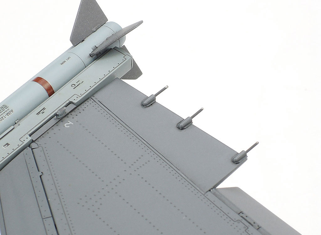 Tamiya 1/32 F-16CJ (Block 50) Fighting Falcon - 60315_16