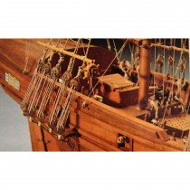 HMS Shine 1712 Cutter Wooden Model Ship Kit