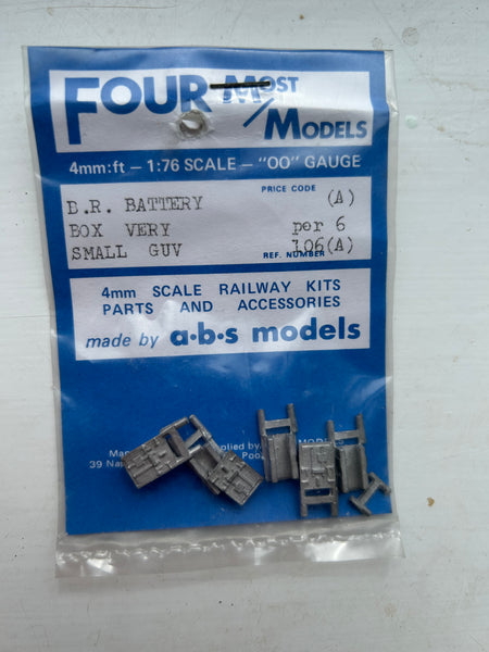 B.R Battery Box Very Small Guv (6) in white Metal by Four Most Models OO Gauge