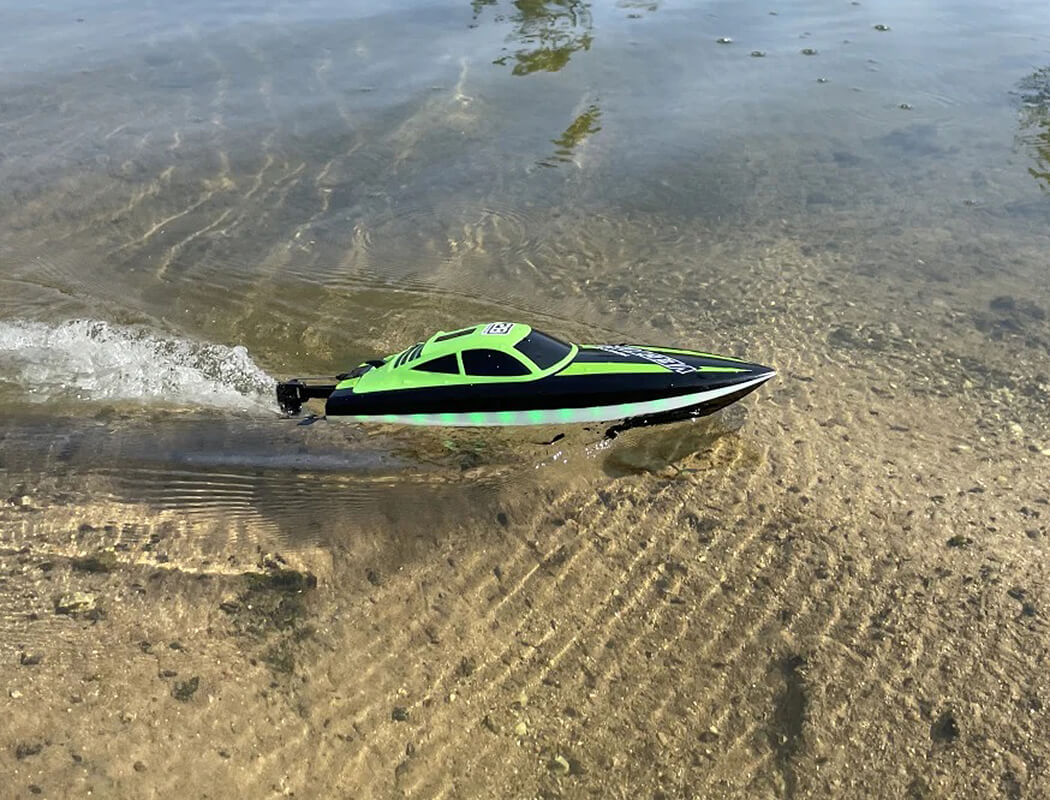Volantex Racent Vector Lumen Radio  Control Boat RTR Green