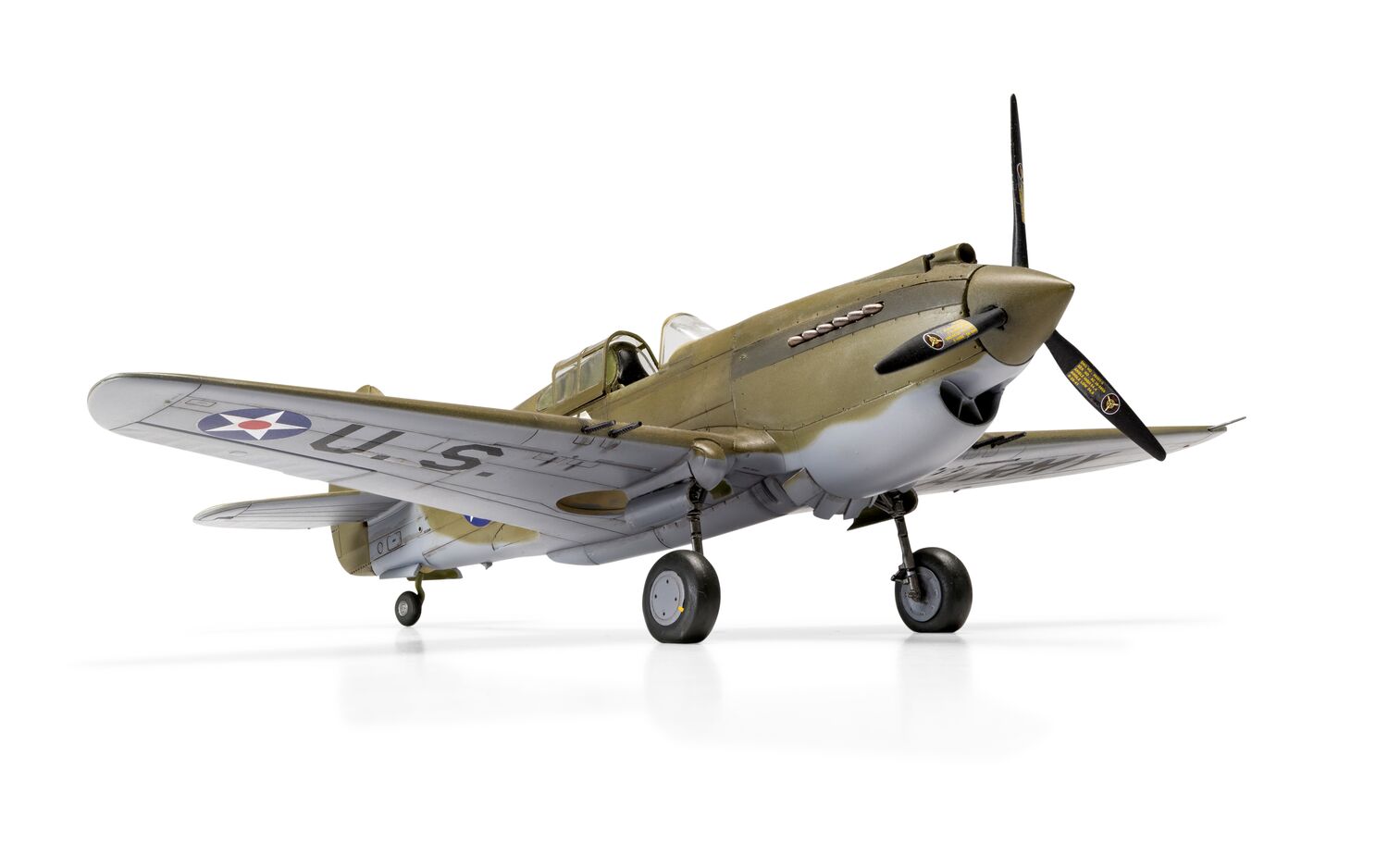 Airfix 1:48 Curtiss P-40B Warhawk